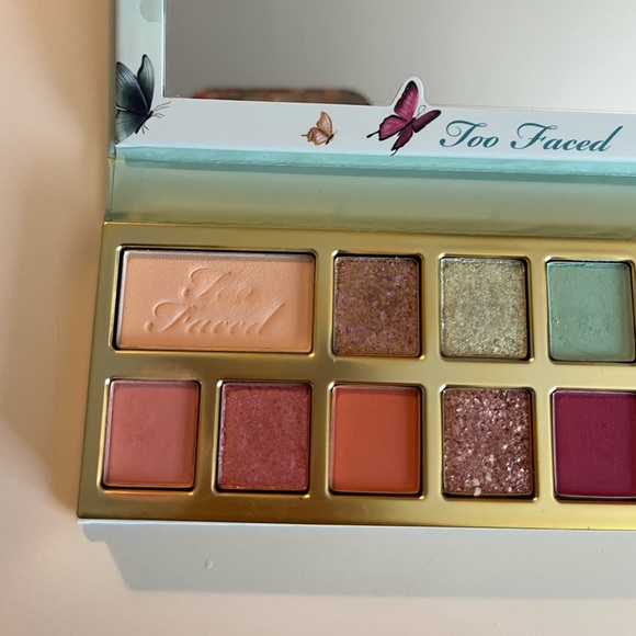 TOO FACED TOO FEMME EYESHADOW PALETTE 🦋 - Picture 3 of 6